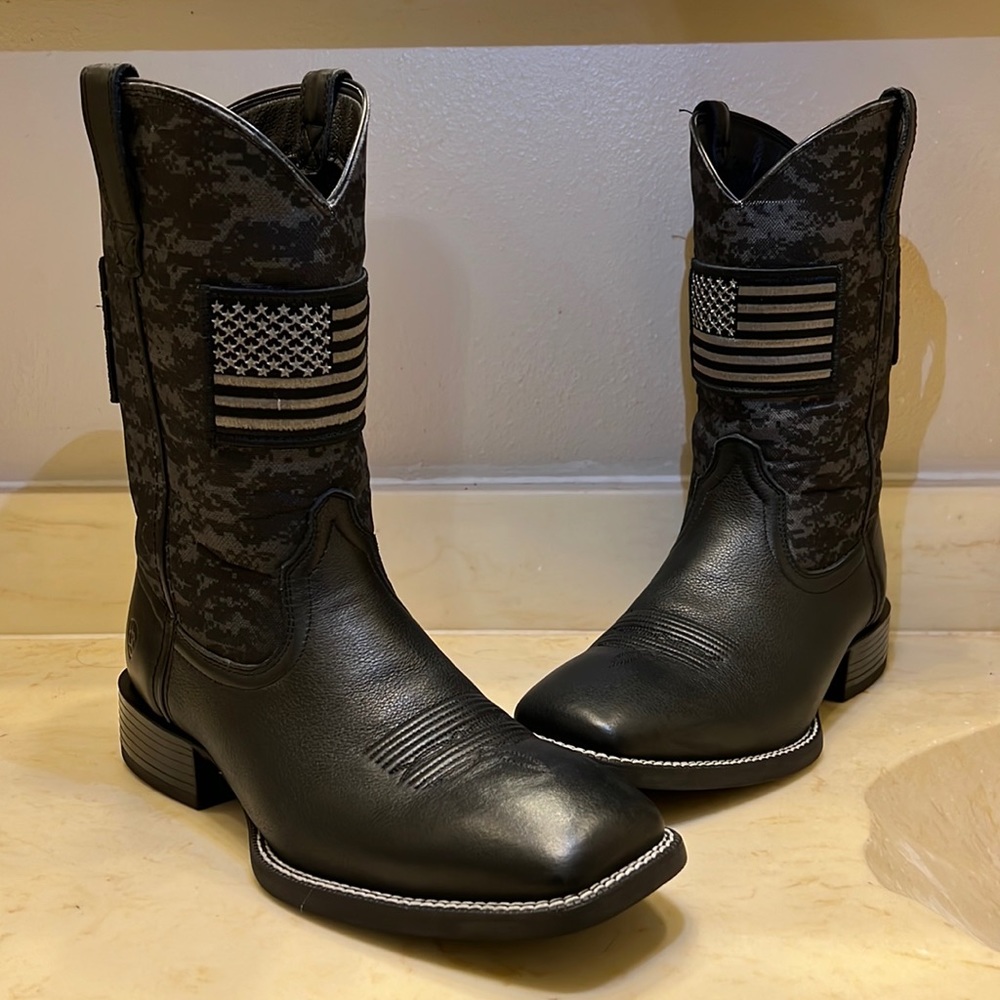 ARIAT Patriot black boots